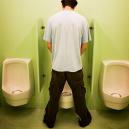 포장마차 '남자화장실' 점령한 만취女에게 상욕 퍼부었다가 '경찰서' 다녀온 남성