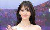 아이유 소속사, '콘서트 티켓 검열' 논란 터지자 아이유에게 사과...팬들 '대체 왜?'