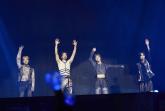 '샤이니' 민호가 세상 떠난 故 종현 떠올리며 하늘 향해 한 특별한 안무 (영상)