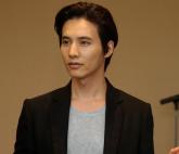 14년째 공백 갖고 있는 현빈 근황 전해졌다... '대본 보고 있어'