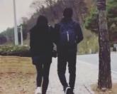 최수종, 아내 하희라 판박이 딸과 '시밀러 룩'... 뒷모습 보면 연인 같아