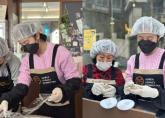 '애둘맘' 원더걸스 혜림, 산불 이재민 주먹밥 봉사 참여
