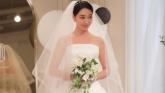 '♥이병헌'과 리마인드 웨딩하나... 12년 만에 웨딩드레스 입고 완벽 미모 자랑한 이민정 (영상)