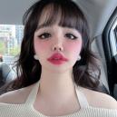 박봄, 화려한 셀카로 물오른 미모 과시