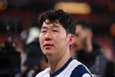 프로 데뷔 15년 만에 '무관 탈출' 성공한 손흥민... 첫 우승에 '감격의 눈물' 쏟았다