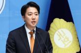 '1년, 120일 넘게 외래진료 환자 본인부담률 90%'...이준석, 공약 발표