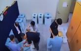 투표용지 봉투 뭉텅이로 넣어 부정선거 의혹 퍼지게 한 대전 선관위 CCTV 영상... 알고 보니