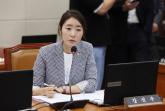 민주당 강선우 의원, 선거 유세 중 남성에게 폭행당해... '갑자기 가방으로 가격'