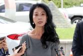 김부선 악플러들과 전쟁 선포했다... '이정길이 아이 아빠? 헛소리, 내일 경찰서에 고소'