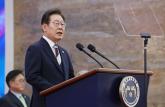 [속보] 현충일 추념식 찾은 이재명 대통령 '전쟁 걱정 없는 나라, 안전한 나라 만들어야'