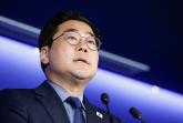 박찬대, 李대통령 운동화 신고 '당대표' 출사표... '이제는 내가 그를 지킬 것' 울먹
