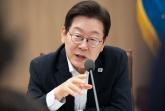 李대통령 지지율, 하락세... 2030은 조국 사면, '핵심 지지층' 4050은 대체 왜?