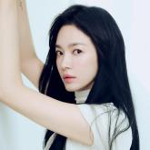 긴머리 싹둑 자르고 파격 변신한 송혜교... '숏컷'도 완벽 소화