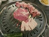 제주도, '비계 목살·부실 오징어' 연이은 바가지 논란에 칼 빼들었다... '강력 단속할 것'